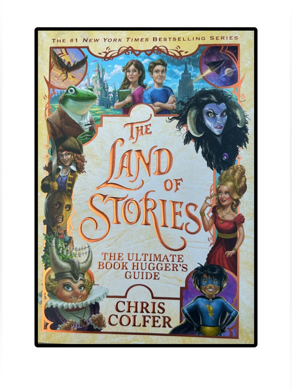 BUNDLE & SAVE🎉The Land of Stories The Ultimate Hugger's Guide by Chris Colfer